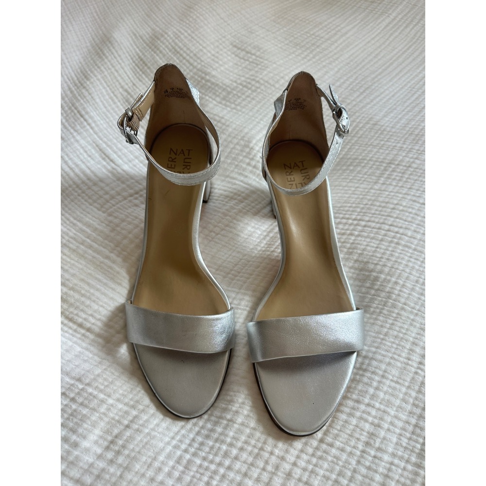 Naturalizer Vera Sandals Silver Metallic Leather Block Heel Dress Shoes Size 11M